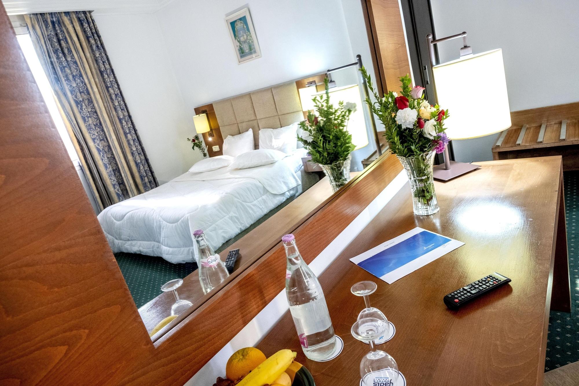 Yadis Ibn Khaldoun Hotel Tunis Luaran gambar