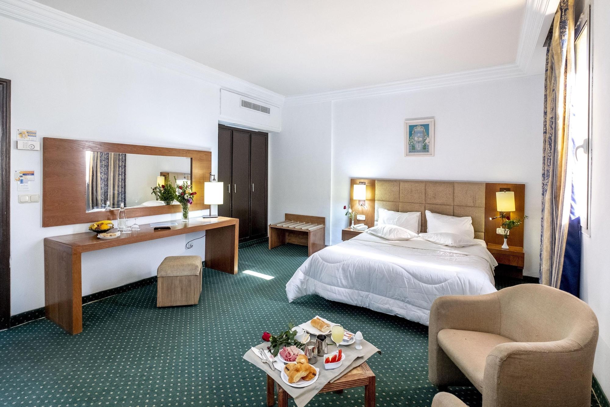 Yadis Ibn Khaldoun Hotel Tunis Luaran gambar
