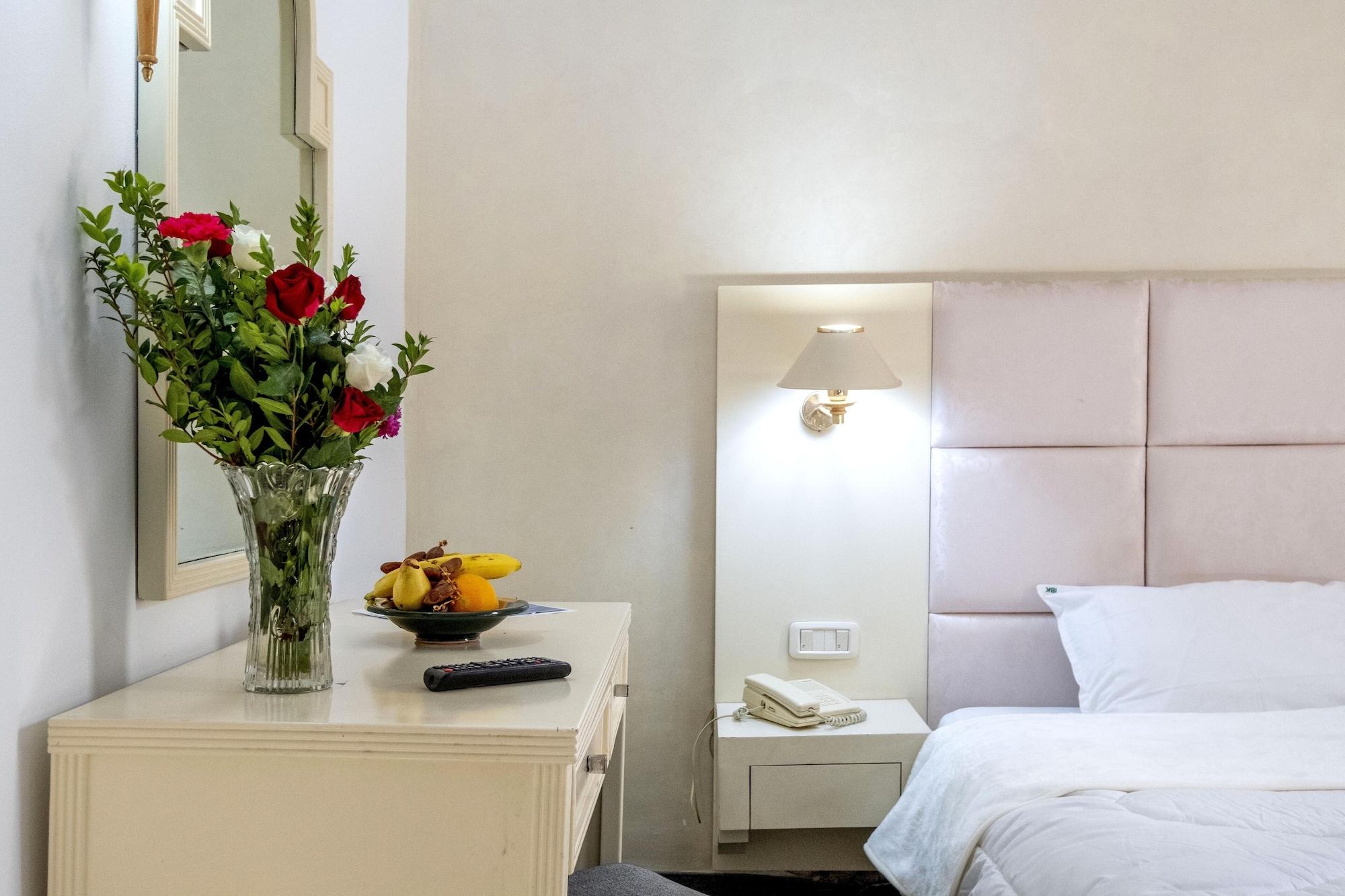 Yadis Ibn Khaldoun Hotel Tunis Luaran gambar
